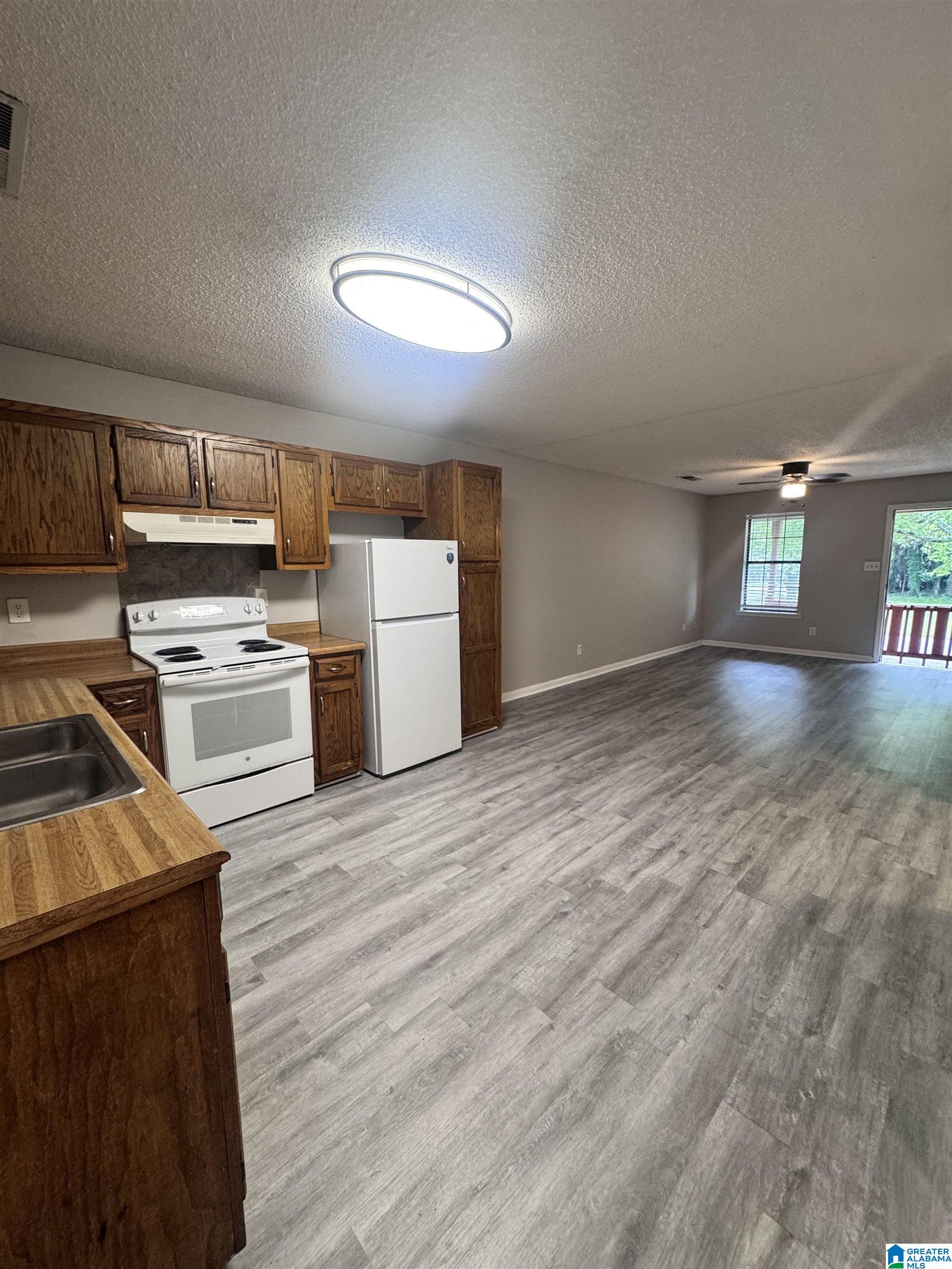 201 8th Avenue Southwest Decatur, AL 35601 - Photo 4 of 16