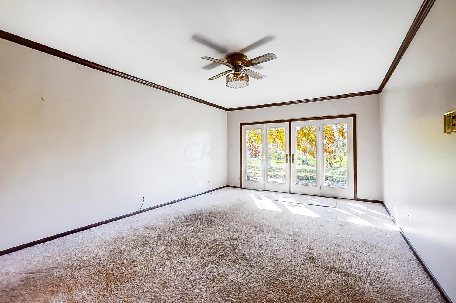 6655 Feder Road Galloway, OH 43119 - Photo 12 of 57 LIVING ROOM