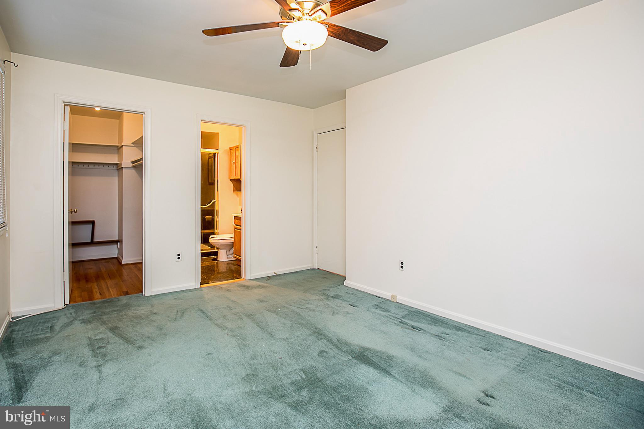6210 Roblynn Road Laurel, MD 20707 - Photo 12 of 29 Walk-in Closet & Full Bath