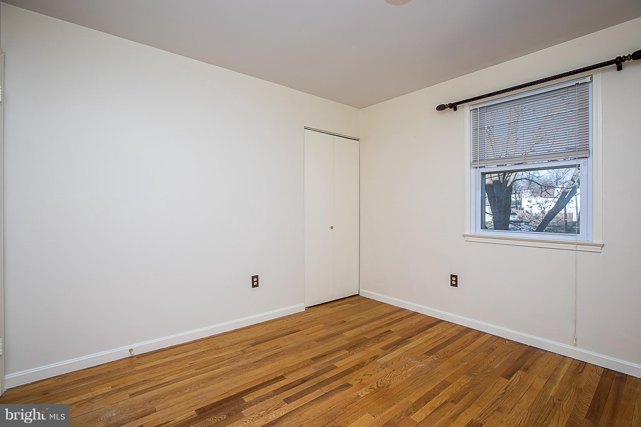 6210 Roblynn Road Laurel, MD 20707 - Photo 16 of 29 2nd Bedroom