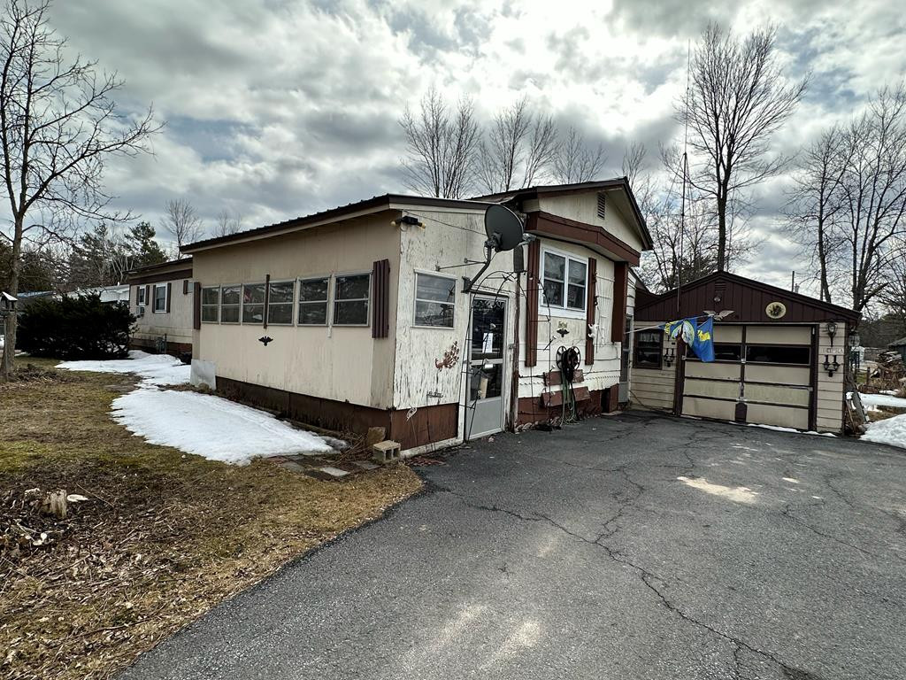 11 Romeo Circle Plattsburgh, NY 12901 - Photo 1 of 10 Gallery Image 1