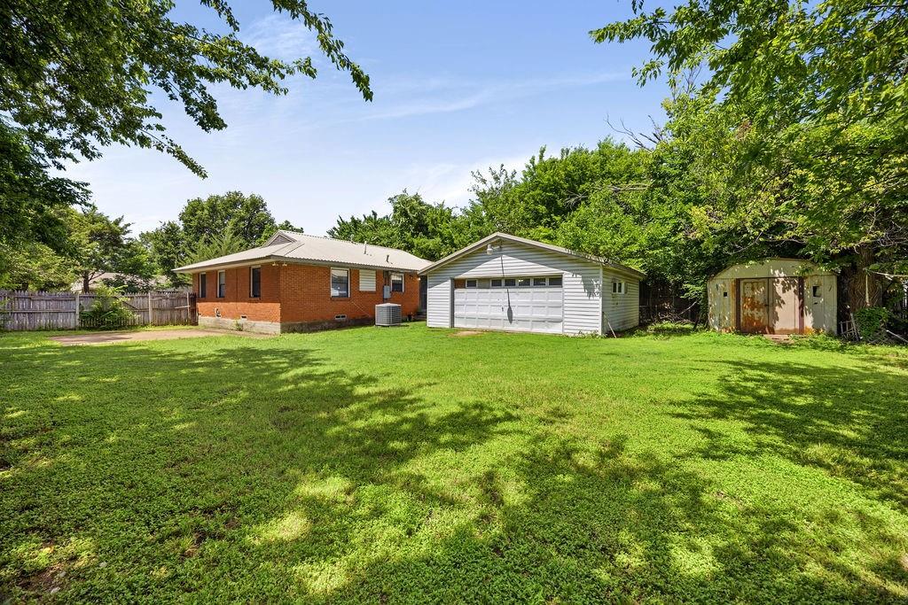 1403 Segundo Drive Irving, TX 75060 - Photo 19 of 23