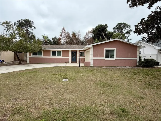 $489,900 | 13772 80th Avenue North, Seminole, FL 33776