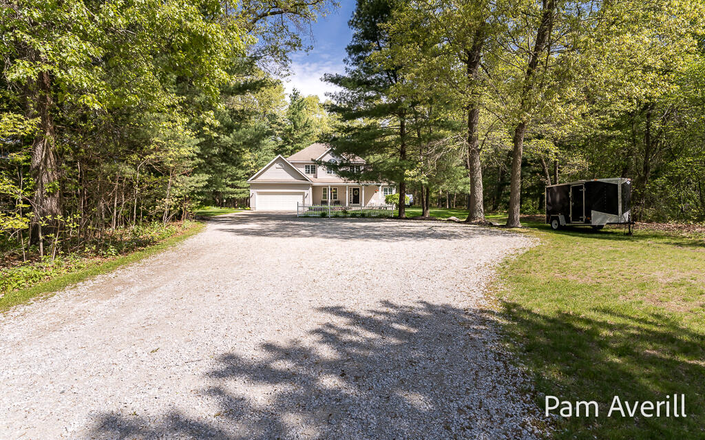 3754 MacArthur Road Muskegon, MI 49442 - Photo 3 of 73 3754MacArthurSt-3LoRes