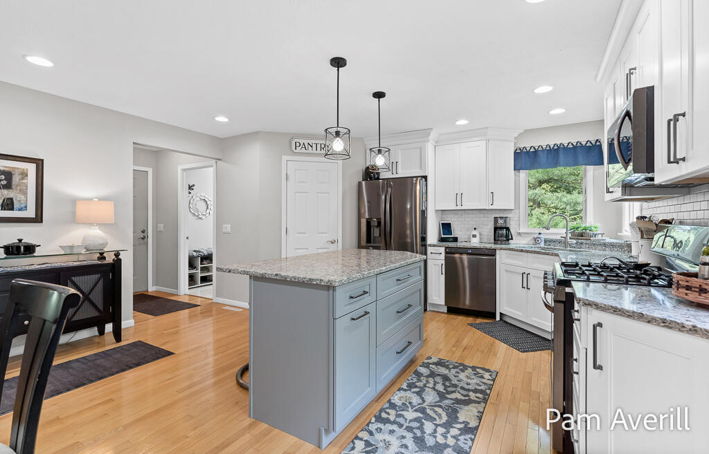 3754 MacArthur Road Muskegon, MI 49442 - Photo 45 of 73 3754MacArthurSt-45LoRes
