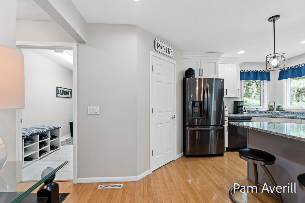 3754 MacArthur Road Muskegon, MI 49442 - Photo 49 of 73 3754MacArthurSt-49LoRes