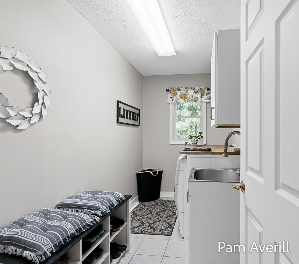 3754 MacArthur Road Muskegon, MI 49442 - Photo 52 of 73 3754MacArthurSt-52LoRes