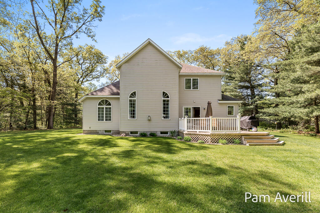 3754 MacArthur Road Muskegon, MI 49442 - Photo 8 of 73 3754MacArthurSt-8LoRes