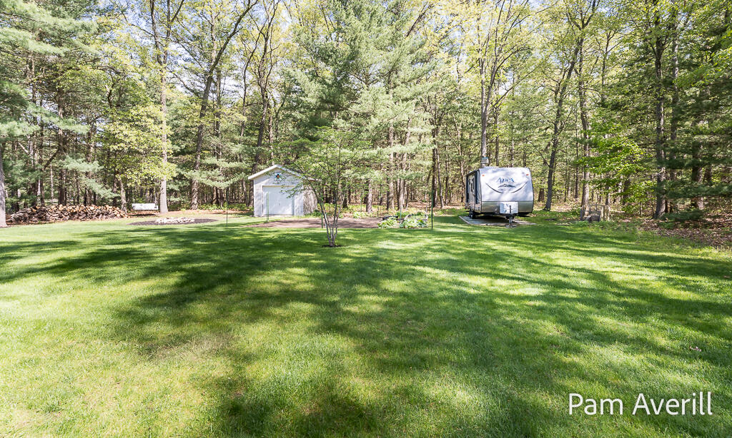 3754 MacArthur Road Muskegon, MI 49442 - Photo 10 of 73 3754MacArthurSt-10LoRes