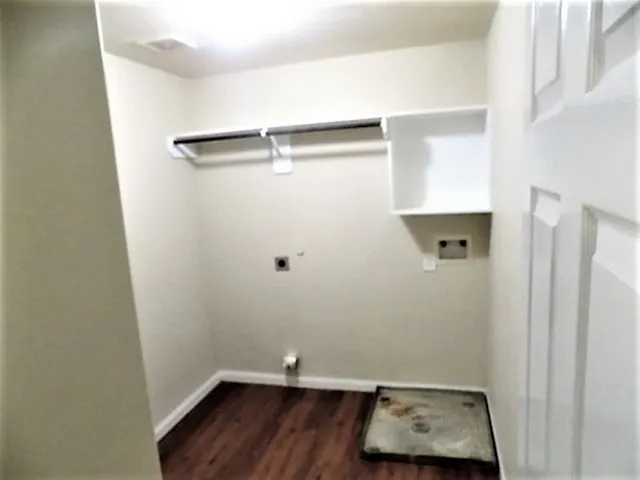 $1,900 | 911 Redcrest Springs Court, Houston, TX 77073