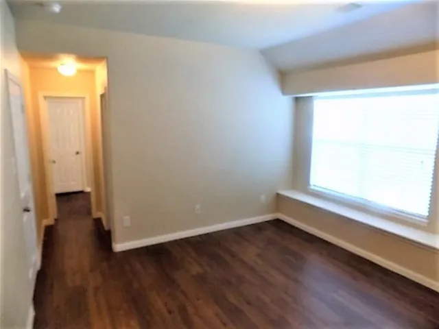 $1,900 | 911 Redcrest Springs Court, Houston, TX 77073