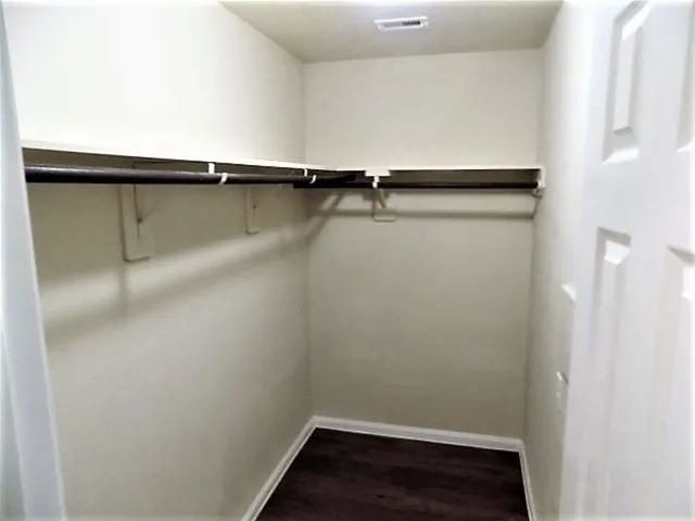 $1,900 | 911 Redcrest Springs Court, Houston, TX 77073