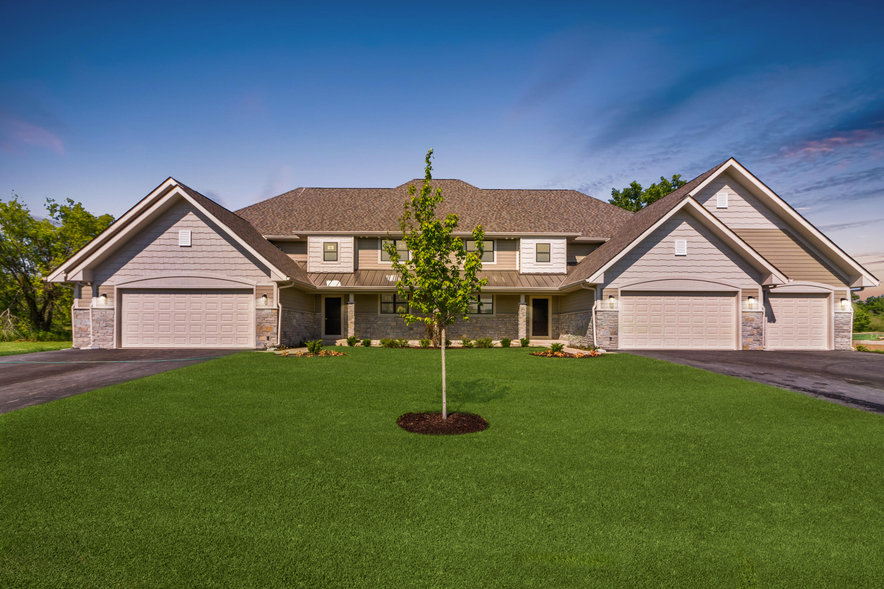 733 Eagleton Drive Geneva, WI 53147 - Photo 1 of 1 01