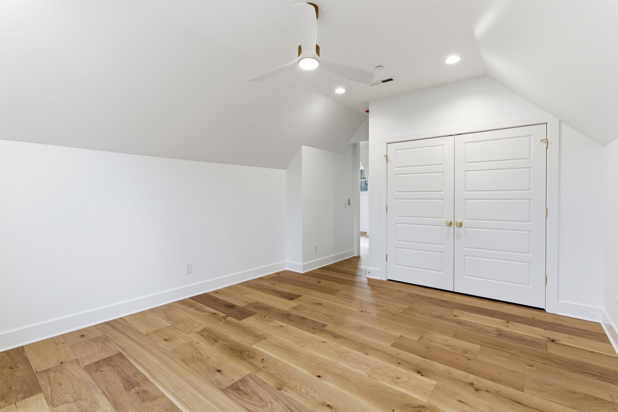 478 Mt Pleasant Road Kingston Springs, TN 37082 - Photo 42 of 59 wooden floor in an empty room