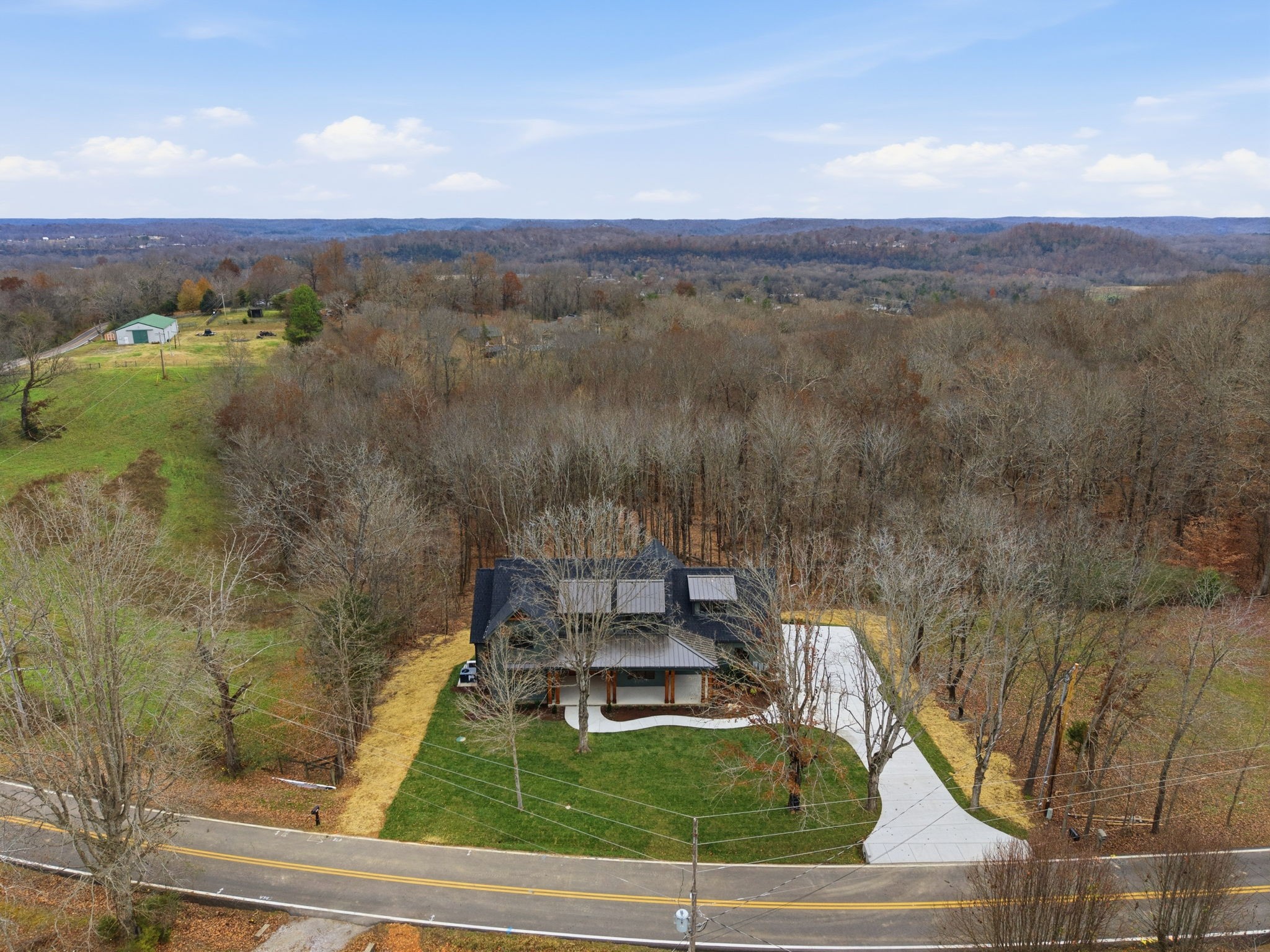 478 Mt Pleasant Road Kingston Springs, TN 37082 - Photo 52 of 59 a view of a yard with an outdoor space