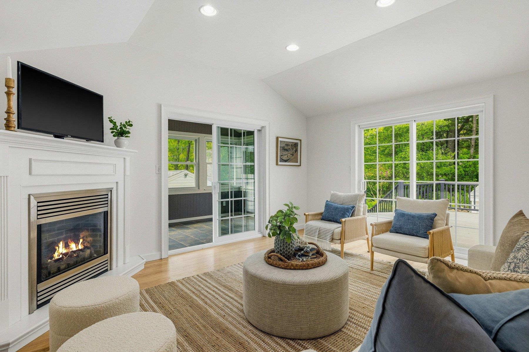 270 Brackett Road Rye, NH 03870 - Photo 16 of 43