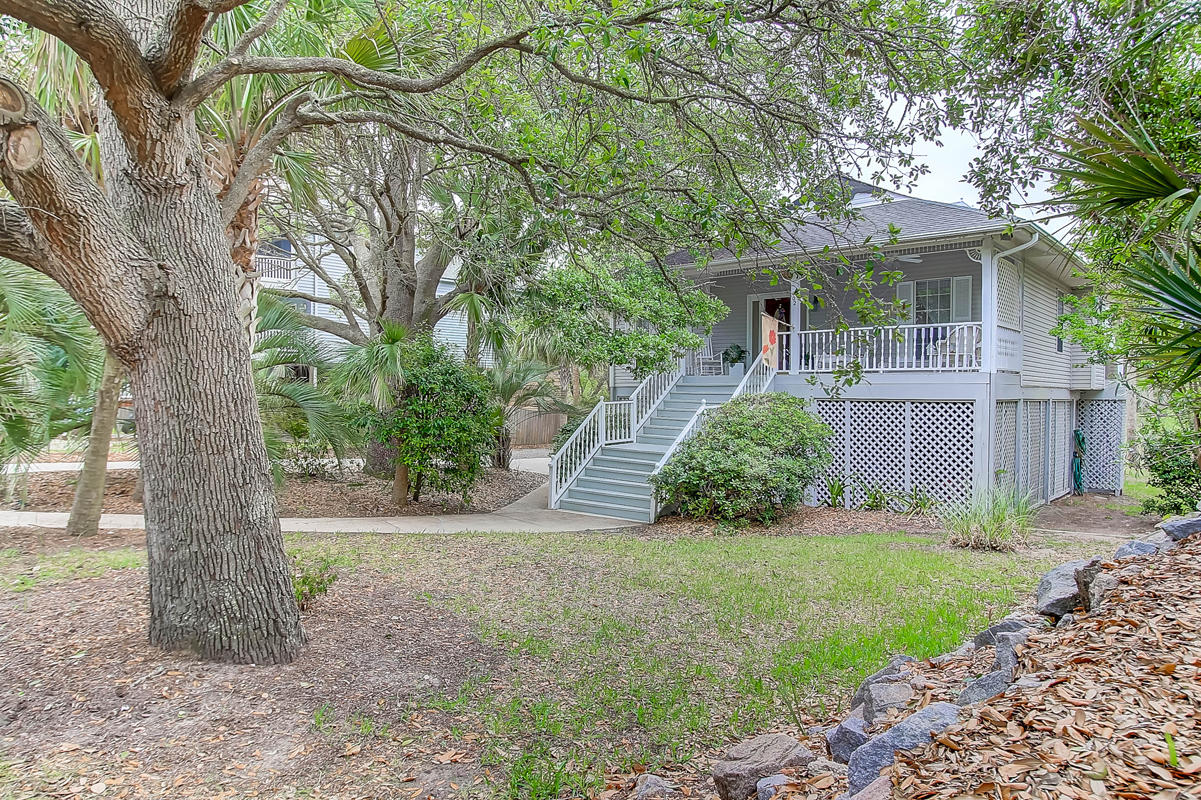 402 West Cooper Avenue Folly Beach, SC 29439 - Photo 2 of 43 402 W Cooper (43)