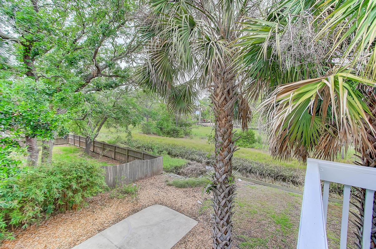 402 West Cooper Avenue Folly Beach, SC 29439 - Photo 29 of 43 402 W Cooper (26)