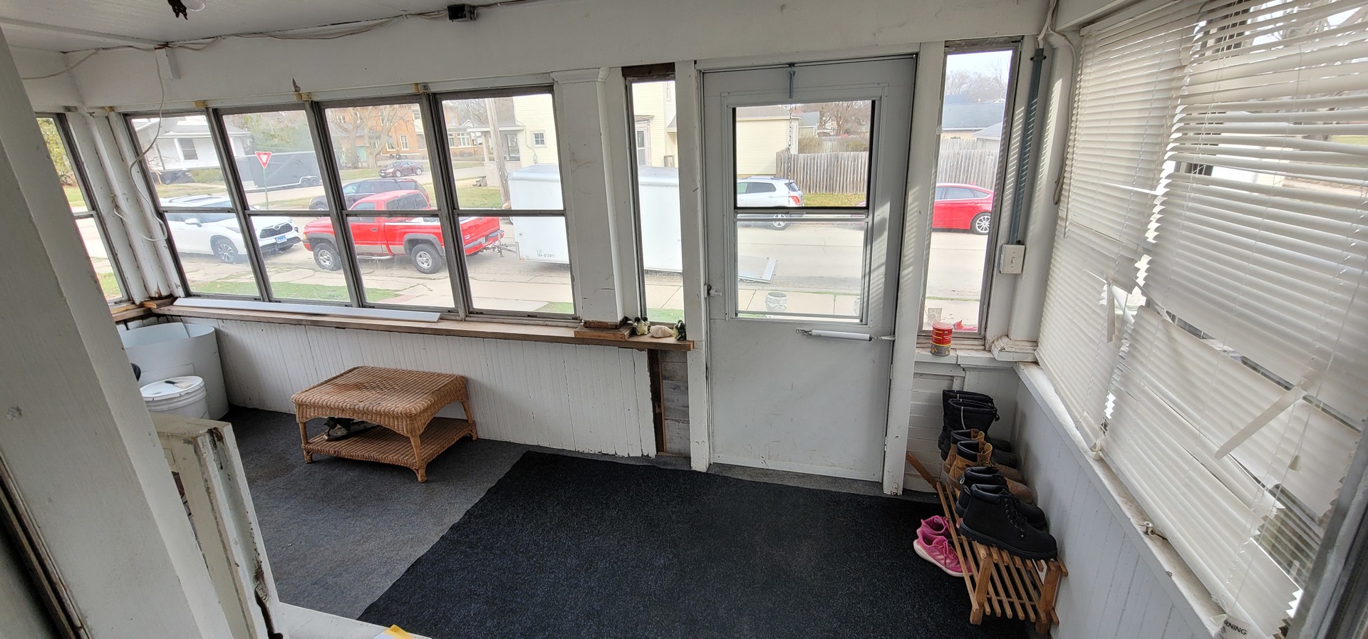 709 Ave C Sterling, IL 61081 - Photo 2 of 16 a living room with furniture and a window