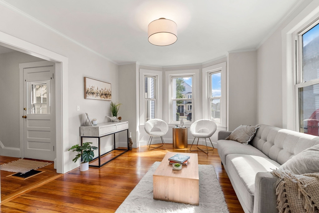47 Elliott Street Beverly, MA 01915 - Photo 7 of 39