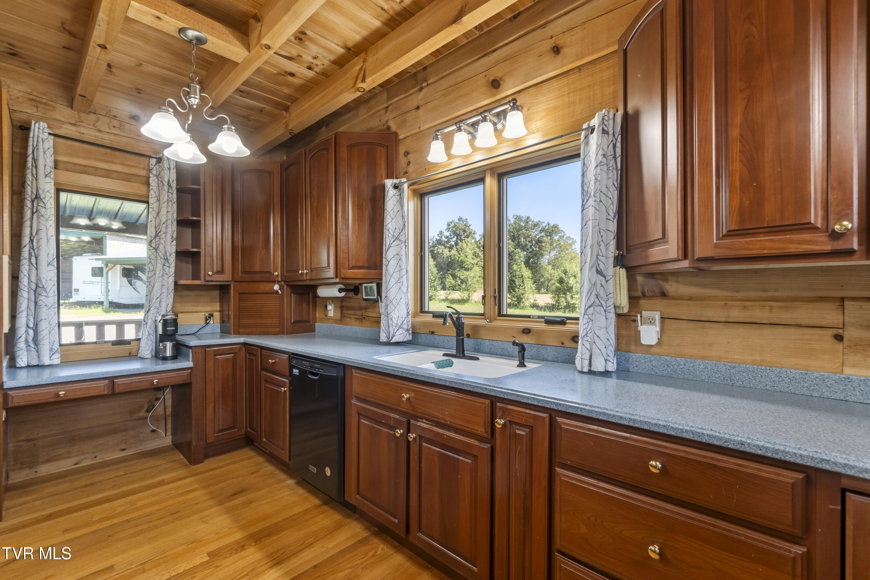 1600 Red Hill Road Greeneville, TN 37743 - Photo 15 of 73 Johnson kitchen window DSC05953