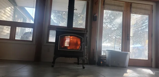 $319,000 | 214 West Pine Street, Mackay, ID 83251