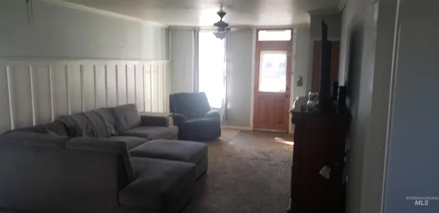 $319,000 | 214 West Pine Street, Mackay, ID 83251