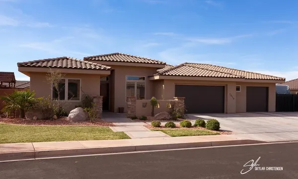 $649,000 | 2050 Arabian Way East, Washington, UT 84780