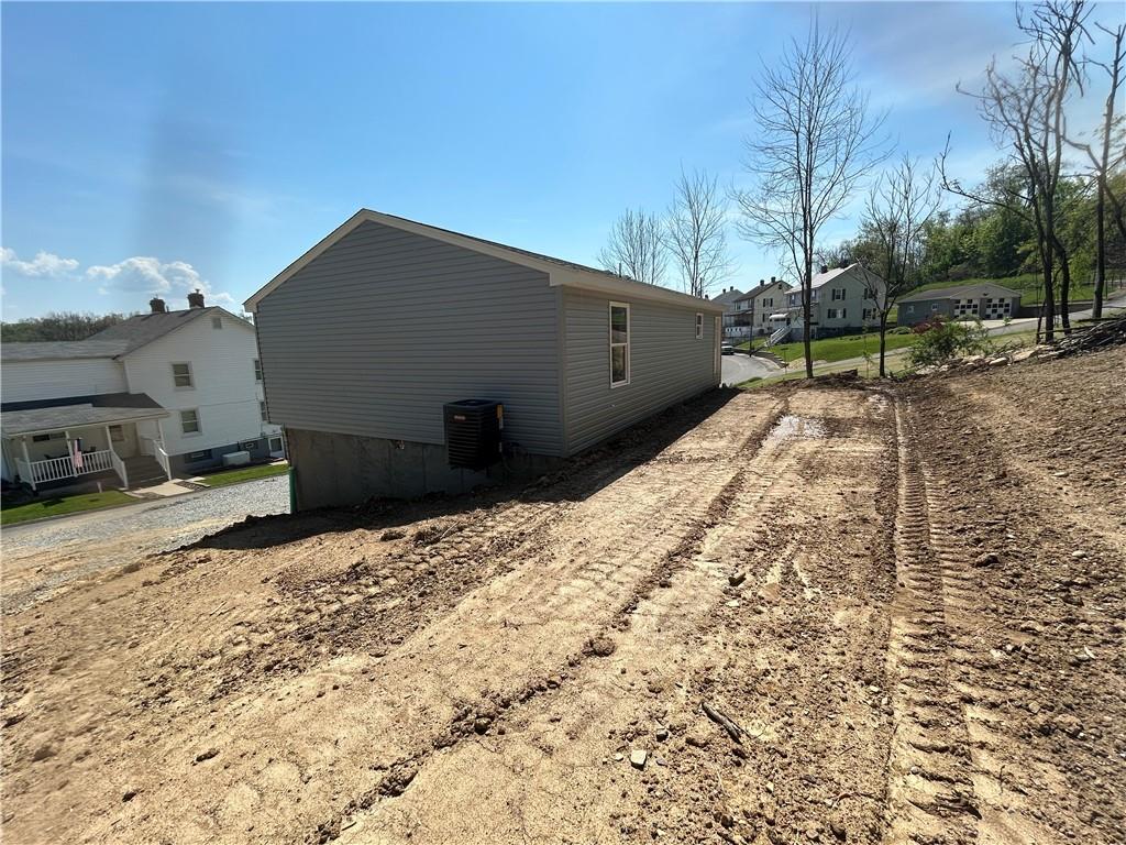 102 Cedar Alley Muse, PA 15350 - Photo 4 of 7