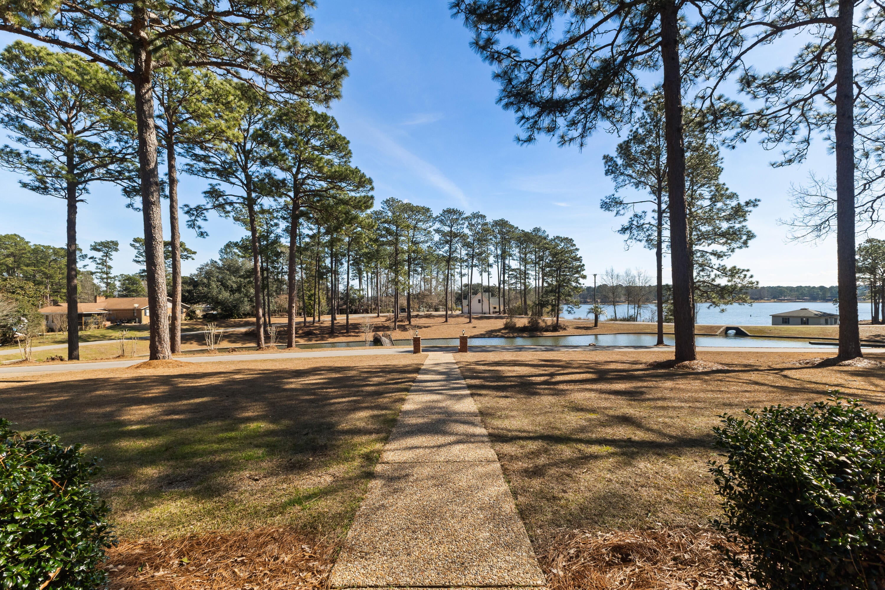 269 West Lake Road Hattiesburg, MS 39402 - Photo 14 of 114 Gallery Image 14