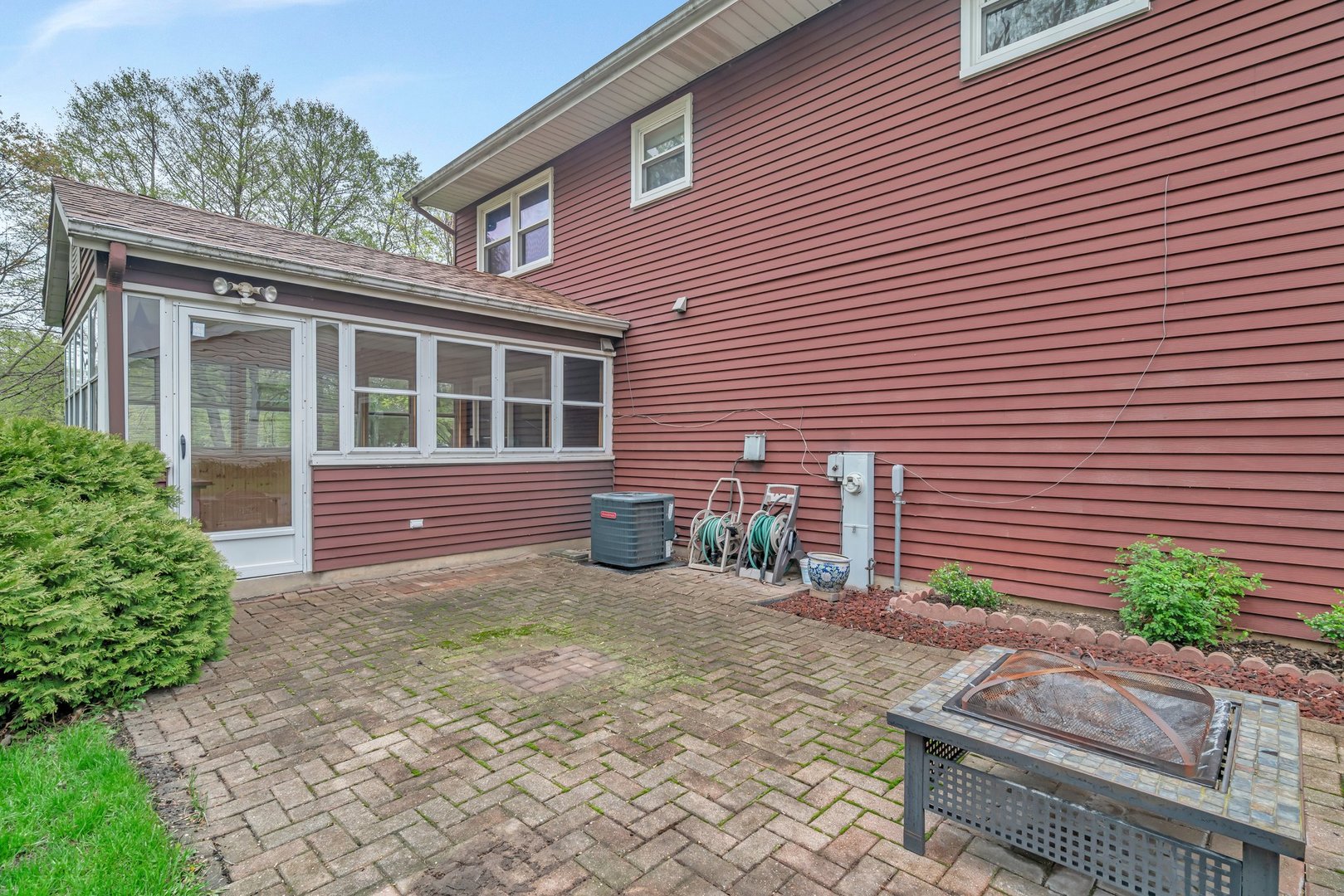 108 Augusta Road Oswego, IL 60543 - Photo 25 of 30 Gallery Image 25