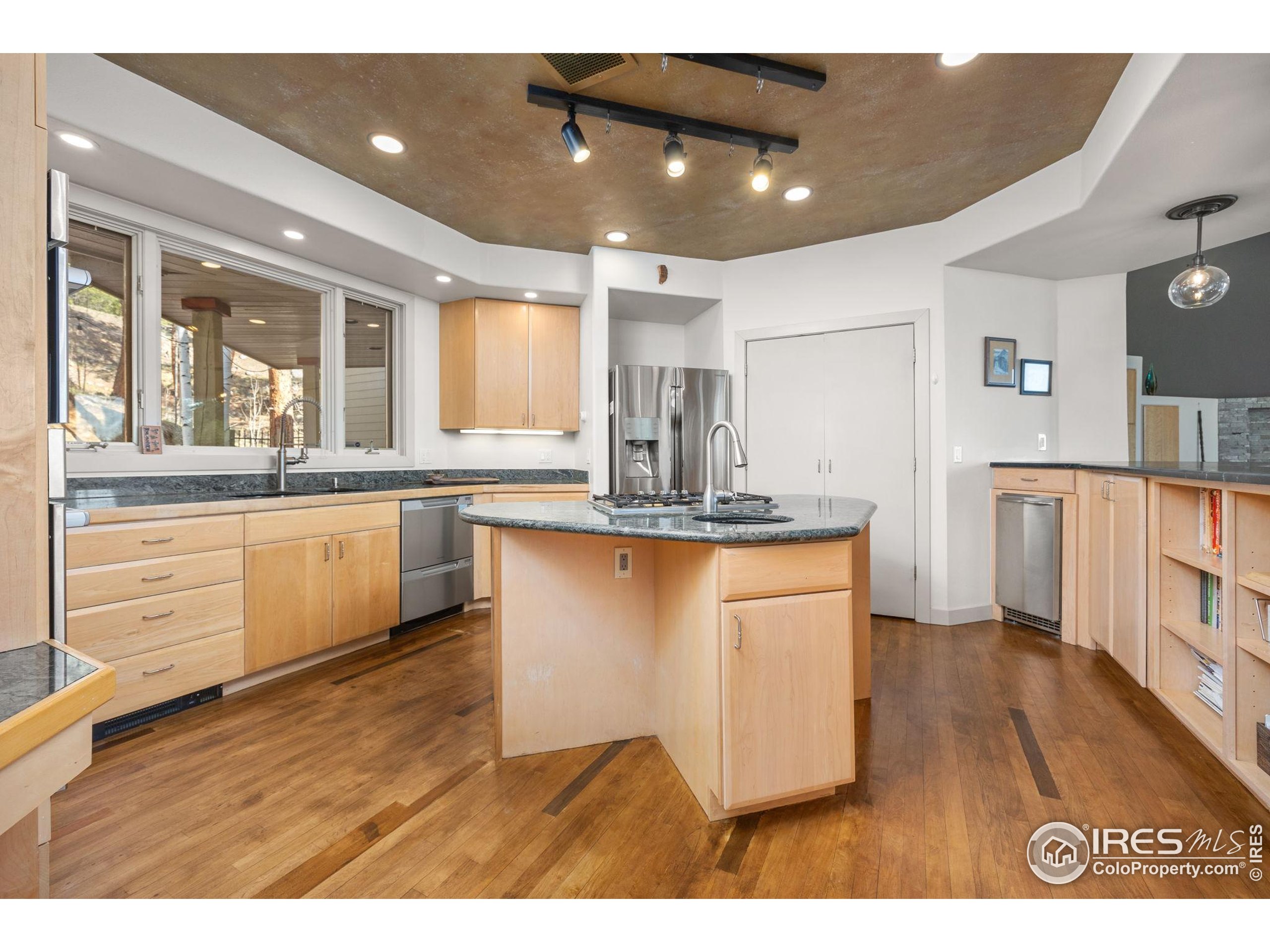 524 Cutter Lane Boulder, CO 80302 - Photo 17 of 49