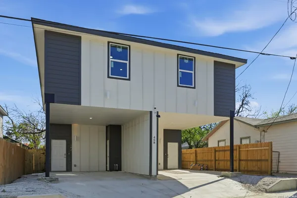 $1,950 | 458 Blue Bonnet Street, San Antonio, TX 78202