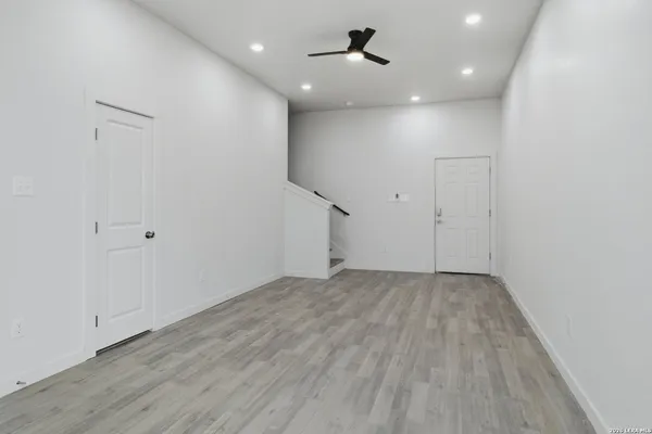 $1,950 | 458 Blue Bonnet Street, San Antonio, TX 78202