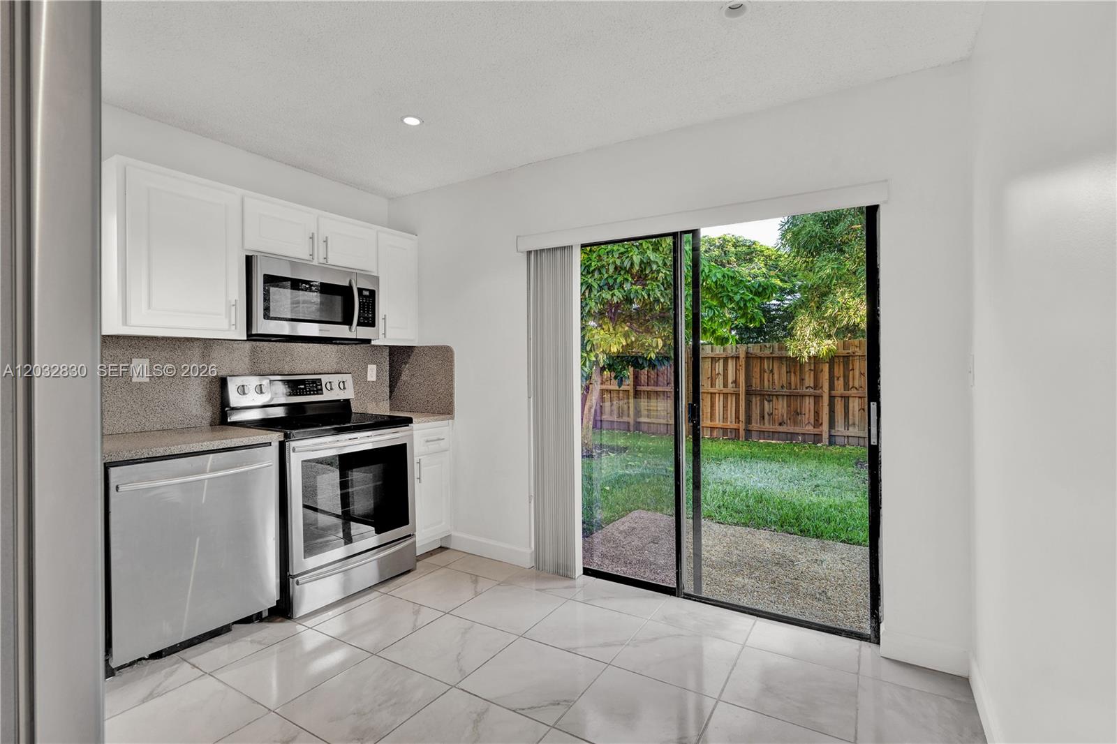 12704 Southwest 71st Terrace Miami, FL 33183 - Photo 14 of 24