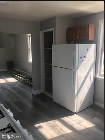 a view of utility room