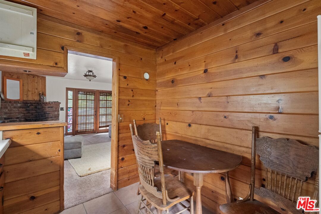 11317 Santol Drive Sylmar, CA 91342 - Photo 7 of 15