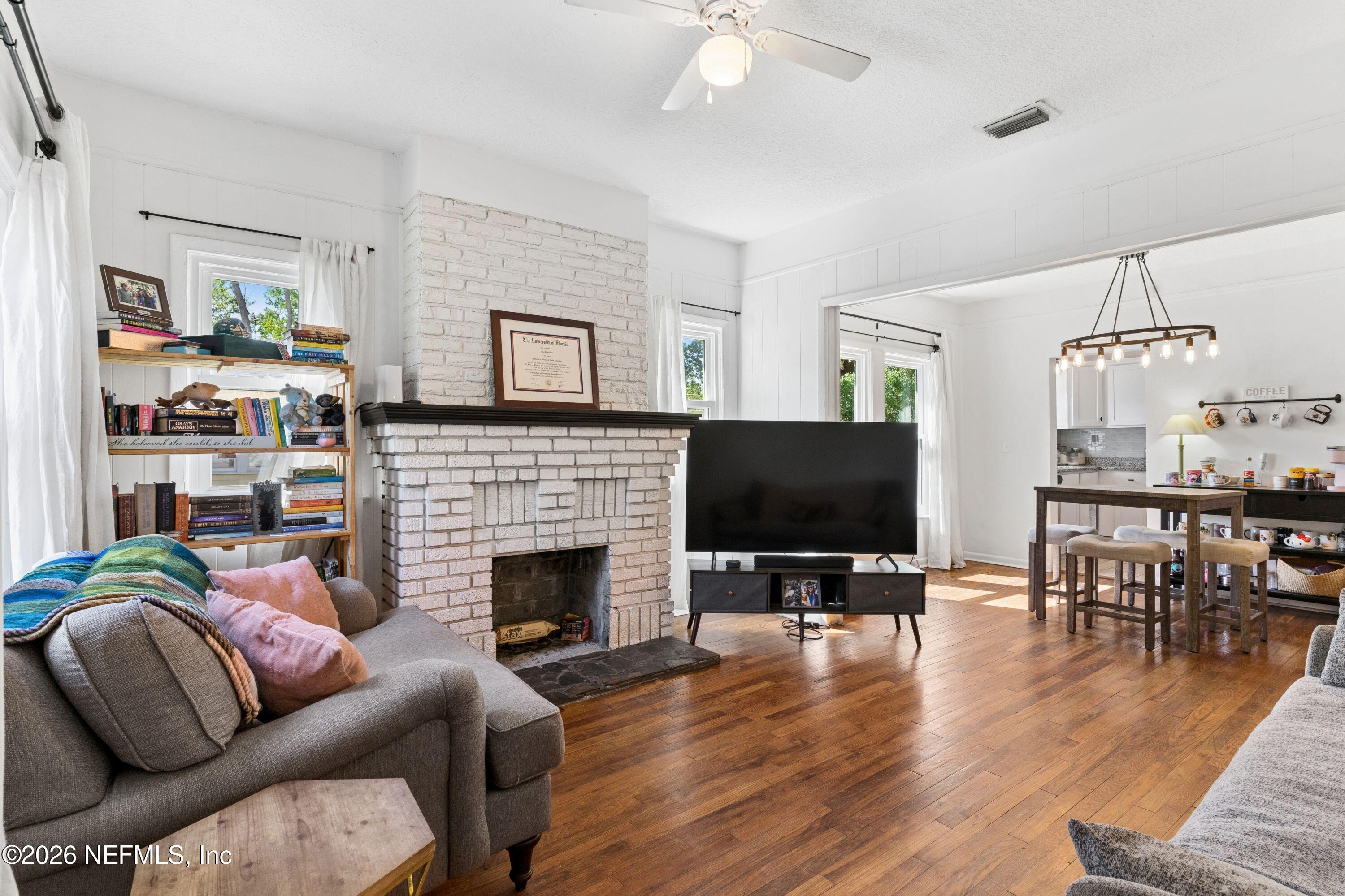 4635 Hercules Avenue Jacksonville, FL 32205 - Photo 5 of 32 DSC04822