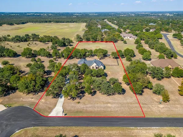 $835,000 | 106 Treeline Court, Lipan, TX 76462