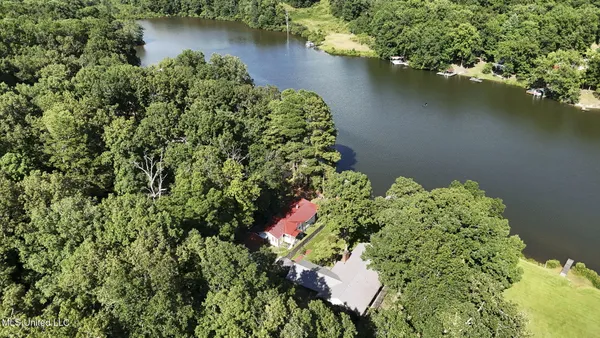 $349,900 | 1294 Lakeview Drive, Ashland, MS 38603