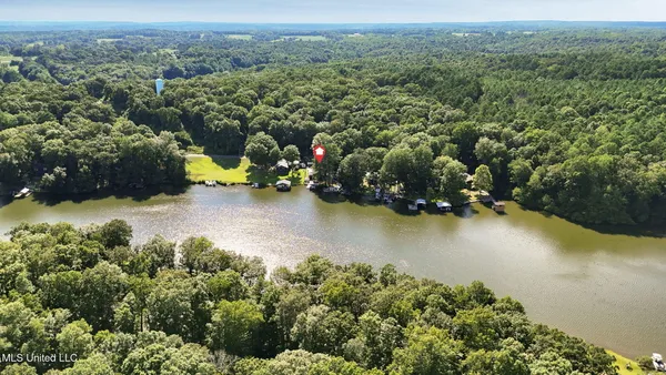 $349,900 | 1294 Lakeview Drive, Ashland, MS 38603