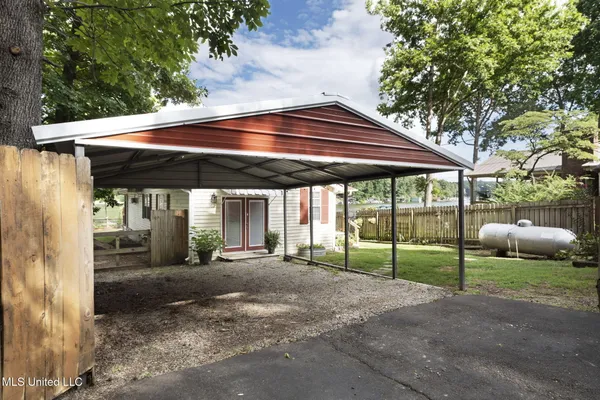 $349,900 | 1294 Lakeview Drive, Ashland, MS 38603