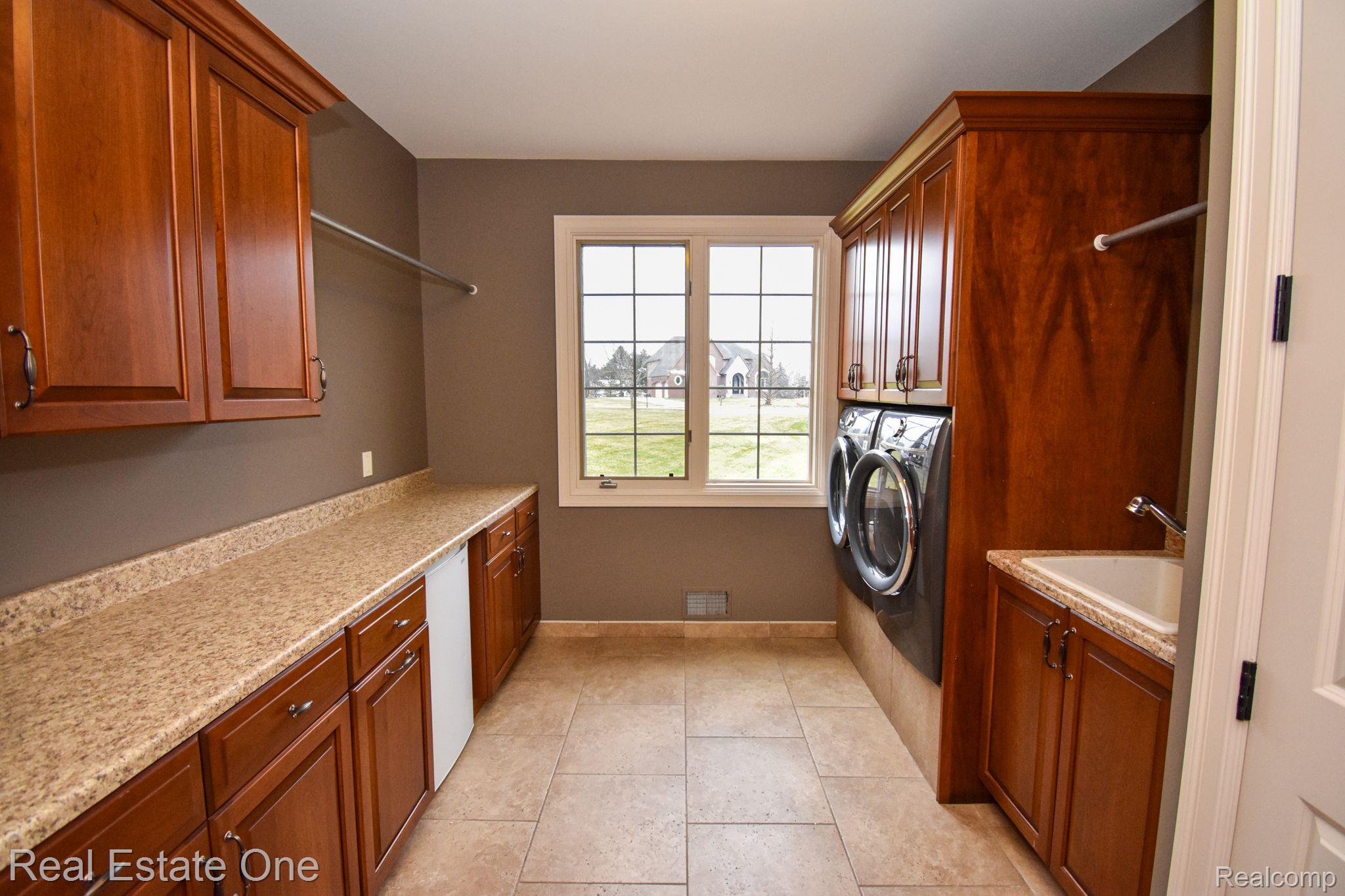 54153 Deer Ridge Court Rochester, MI 48307 - Photo 20 of 30 54153 Deer Ridge Ct
