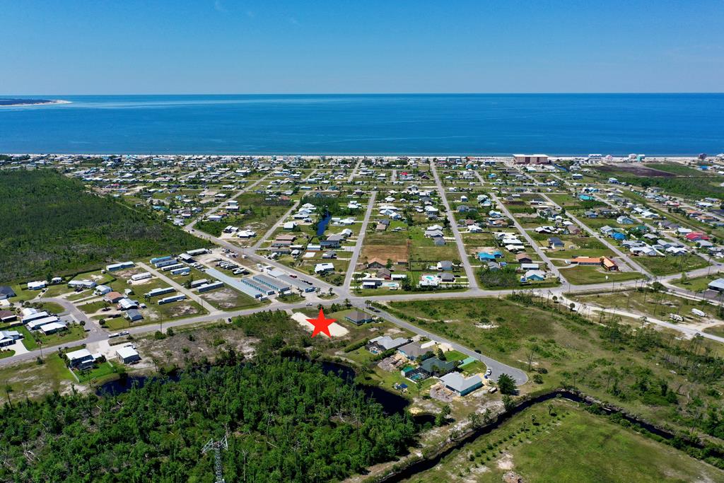 528 15th Street Port St. Joe, FL 32456 - Photo 2 of 3