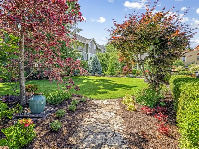 $393,000 | 811 Paris Avenue, Rockford, IL 61107