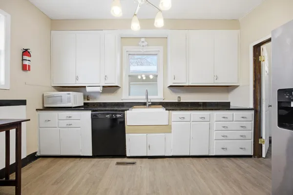 $264,900 | 1122 4th Avenue North, Fargo, ND 58102