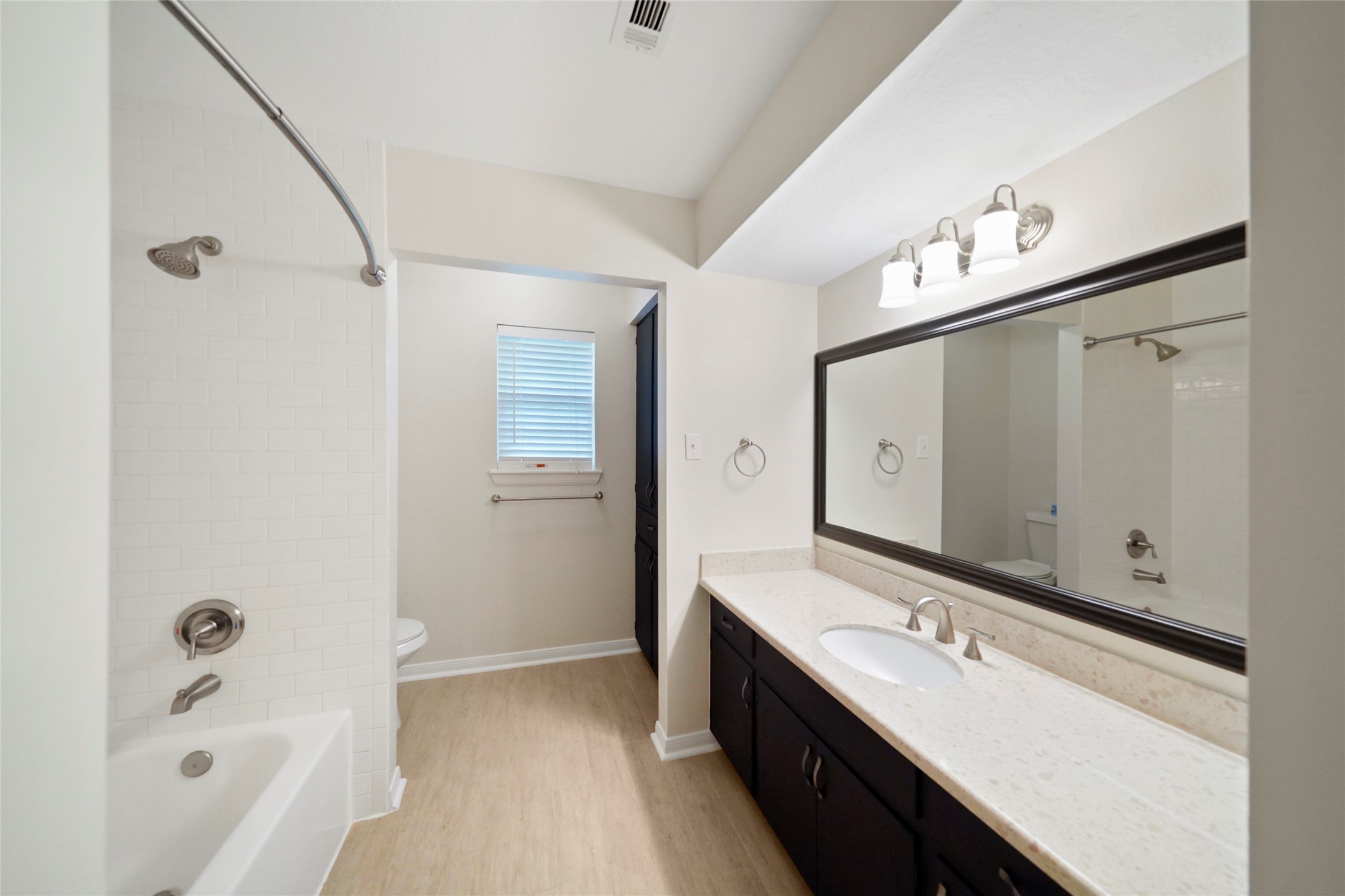 14443 Lyric Road Conroe, TX 77302 - Photo 33 of 49 Secondary bath