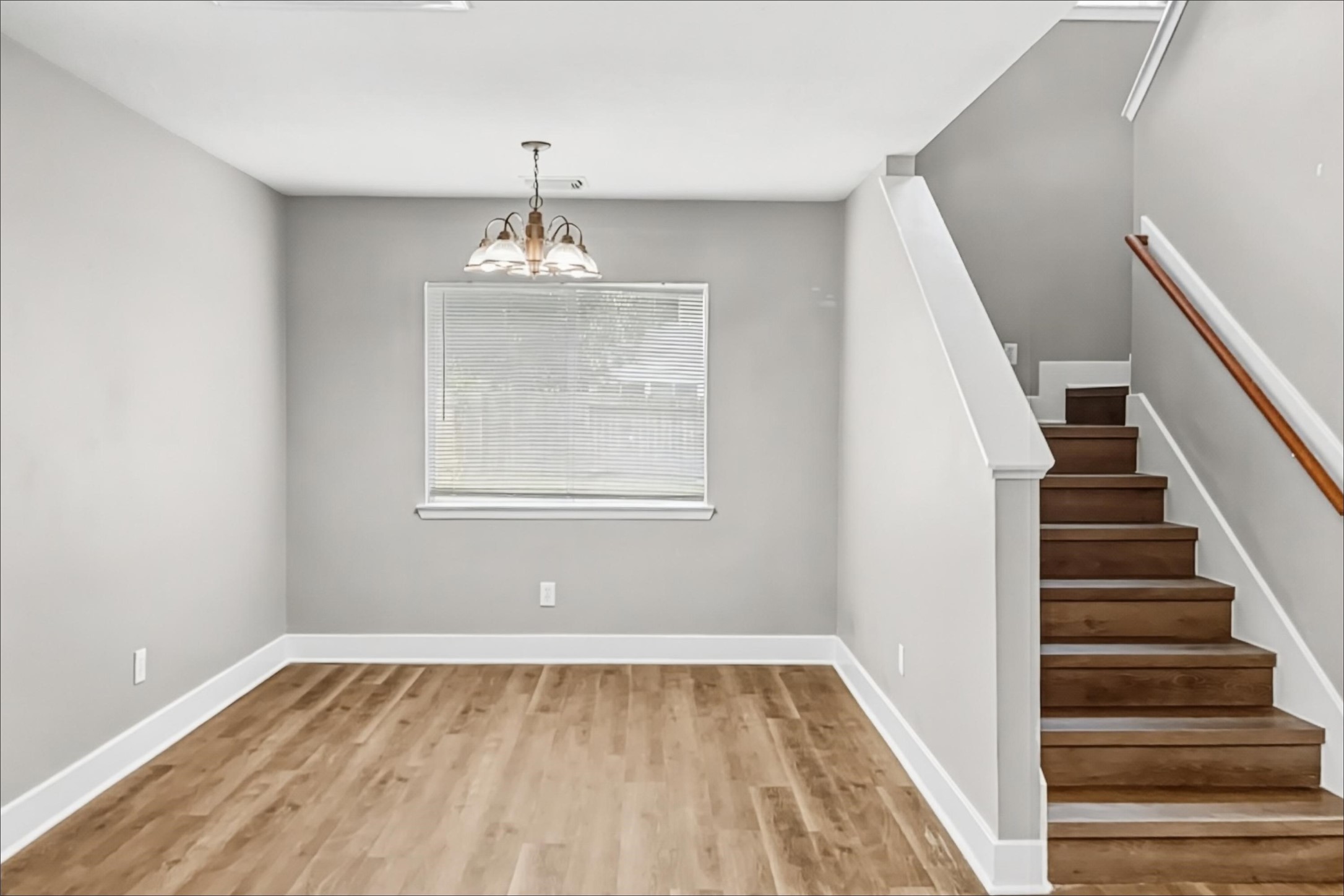 833 Lightningbug Lane Conroe, TX 77301 - Photo 4 of 15