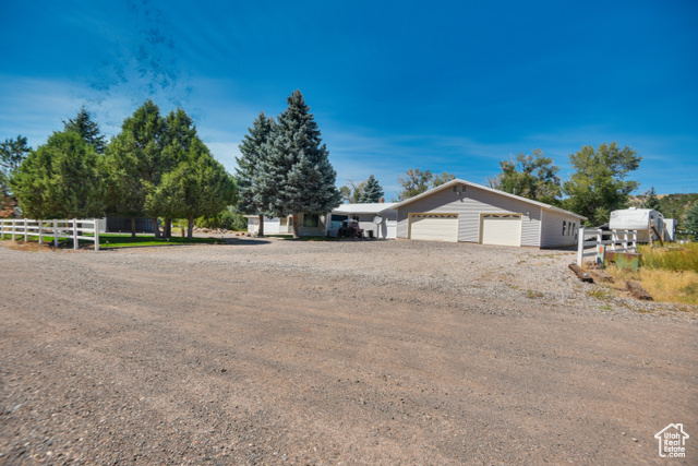 2373 East 190 North Beaver, UT 84713 - Photo 43 of 54 View of yard with driveway