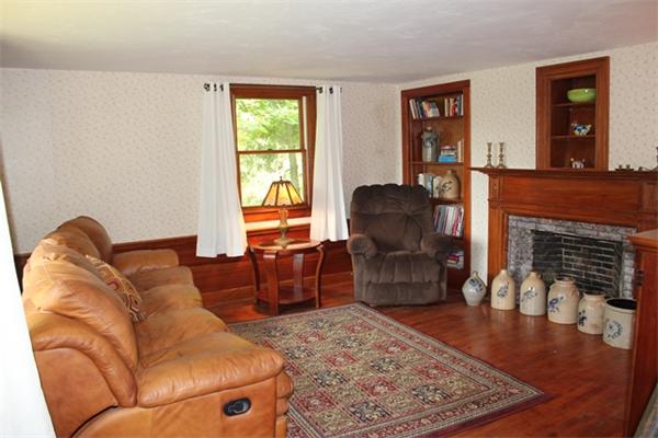 150 Doyle Road Holden, MA 01520 - Photo 9 of 25 Gallery Image 9